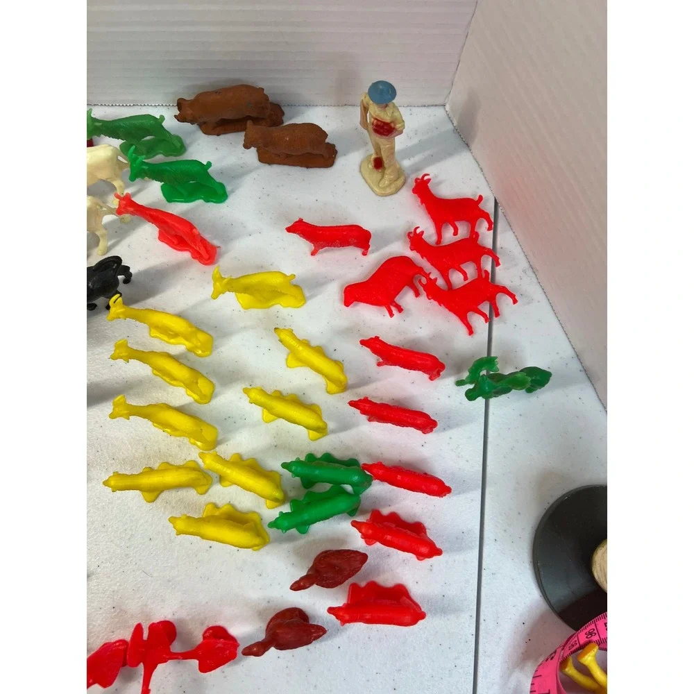 Vintage Plastic Farm Animals Figures Lot Fencing Tractor People Multi Color Toy